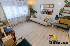 Atrakcyjna kawalerka z wydzieloną sypialnią